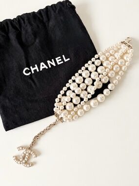 Chanel Pearl Torsade Bracelet